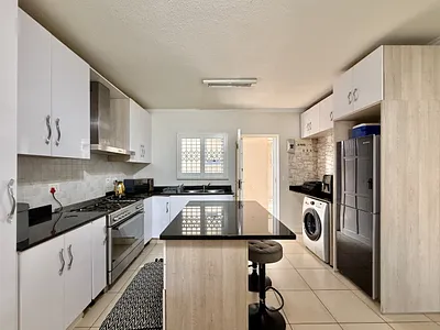 2 Bedroom Apartment For Sale in Ballito - lneg.webp