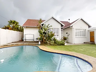 3 Bedroom House For Sale in Germiston - x3MB.webp