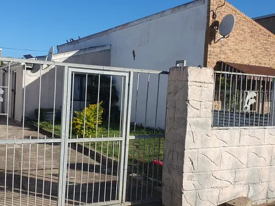 2 Bedroom House For Sale in Durban - u6dt.webp