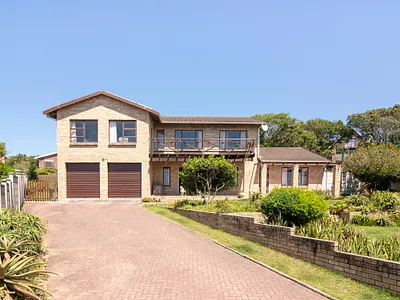 5 Bedroom House For Sale in Port Alfred - G9dK.webp