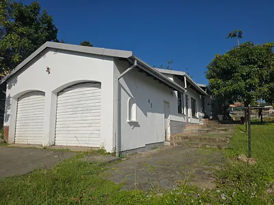 3 Bedroom House For Sale in Durban - c06K.webp
