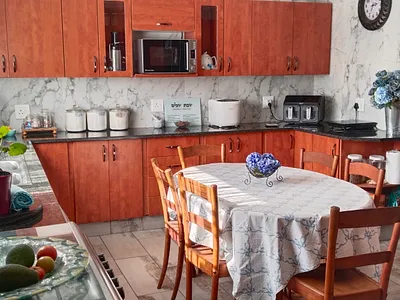 5 Bedroom House For Sale in Heidelberg - jH9E.webp