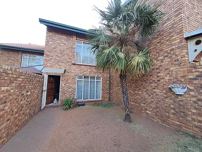 3 Bedroom Apartment For Sale in Heidelberg - Jh8A.webp