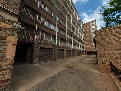 1.5 Bedroom Apartment For Sale in Pretoria - Gsrv.webp