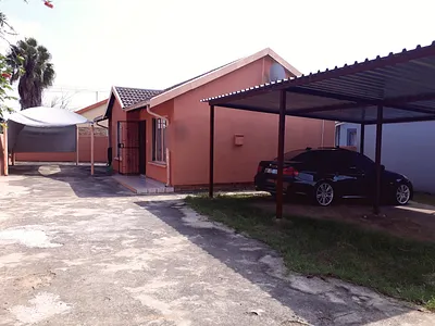3 Bedroom House For Sale in Rustenburg - Vqjo.webp