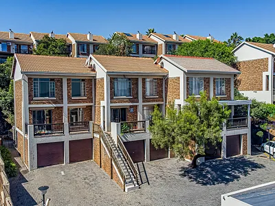 2 Bedroom Apartment For Sale in Pretoria - C5Os.webp