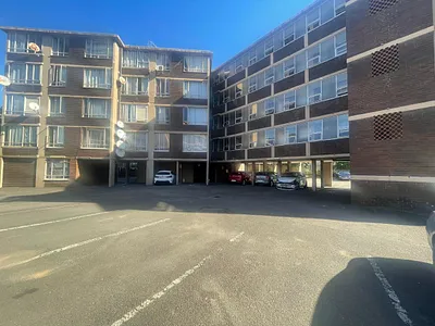 2 Bedroom Apartment For Sale in Durban - an6E.webp