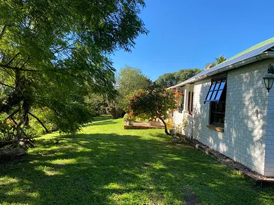 3 Bedroom House For Sale in Bathurst - Yj3l.webp