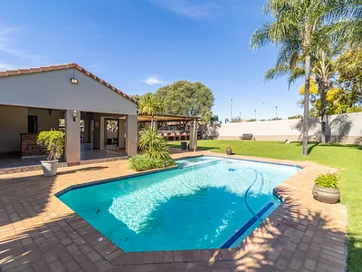 2 Bedroom Apartment For Sale in Sandton - WwcN.webp