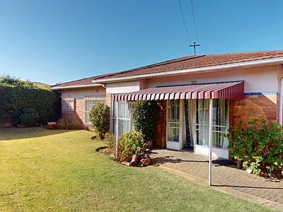 3 Bedroom House For Sale in Germiston - CBt7.webp
