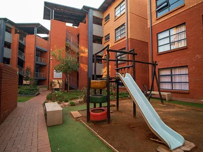 3 Bedroom Townhouse For Sale in Boksburg - S1fn.webp