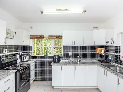 4 Bedroom House For Sale in Durban - rbzM.webp
