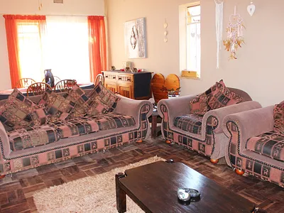 3 Bedroom House For Sale in Roodepoort - Egf7.webp