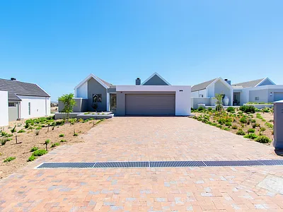 3 Bedroom House For Sale in Langebaan - SHtG.webp