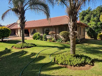 3 Bedroom House For Sale in Germiston - fkUJ.webp