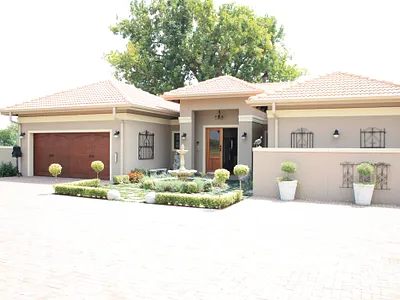 3 Bedroom House For Sale in Sasolburg - lPVs.webp