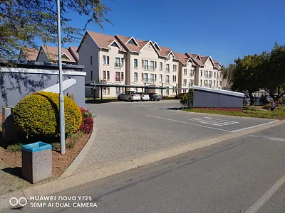 1 Bedroom Apartment For Sale in Centurion - DfqG.webp