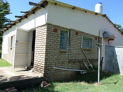 9 Bedroom House For Sale in Ventersdorp - 45ic.webp