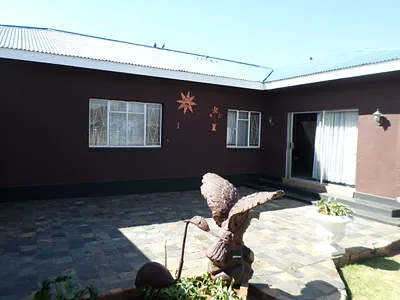 3 Bedroom House For Sale in Ventersdorp - Jg2B.webp