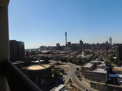 1 Bedroom Apartment For Sale in Johannesburg - yJfb.webp