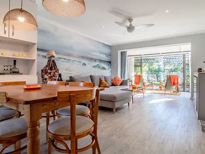 2 Bedroom Townhouse For Sale in Cape Town - 25Hk.webp