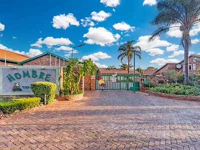 3 Bedroom Townhouse For Sale in Roodepoort - RooM.webp