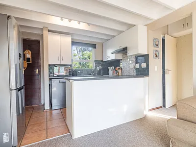 2 Bedroom Apartment For Sale in Sandton - sP2n.webp