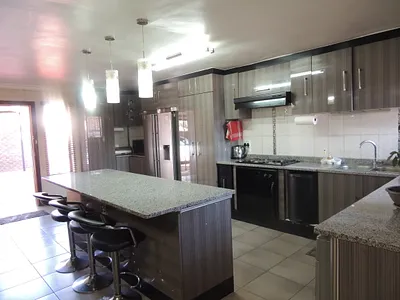 3 Bedroom House For Sale in Johannesburg - geR7.webp