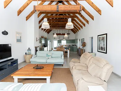3 Bedroom House For Sale in Velddrif - LYaR.webp