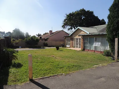 4 Bedroom House For Sale in Johannesburg - xiAk.webp