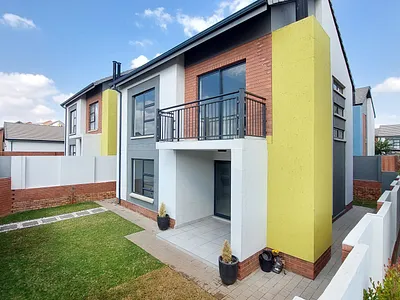 3 Bedroom Apartment For Sale in Centurion - bjwF.webp