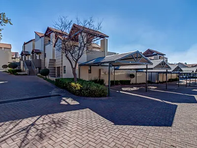 2 Bedroom Apartment For Sale in Sandton - xcIJ.webp