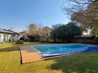 3 Bedroom House For Sale in Springs - p5rl.webp