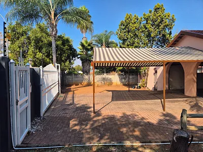 4 Bedroom House For Sale in Polokwane - aLpr.webp