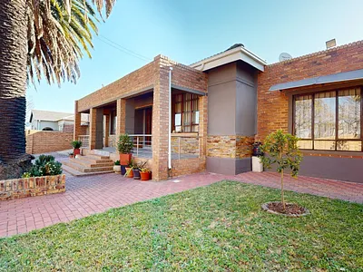 3 Bedroom House For Sale in Germiston - CBcV.webp