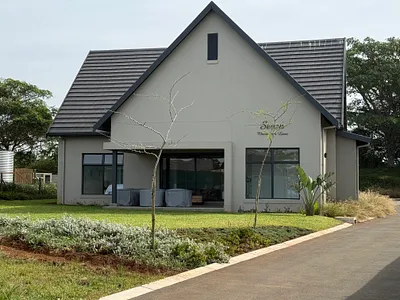 3 Bedroom Townhouse For Sale in Hillcrest - KJFs.webp