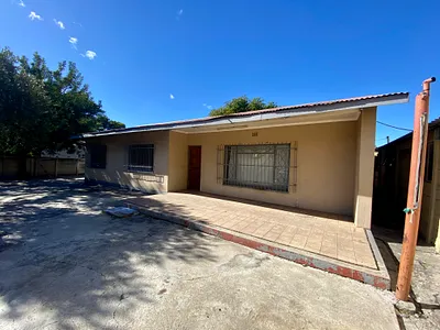 3 Bedroom House For Sale in Rustenburg - ukmL.webp