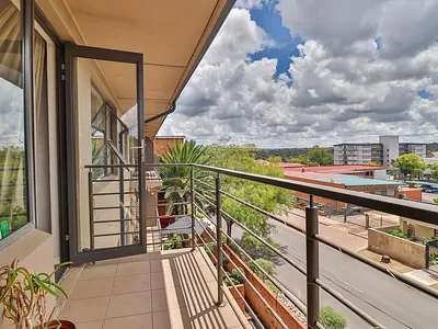 1 Bedroom Apartment For Sale in Edenvale - d3G3.webp