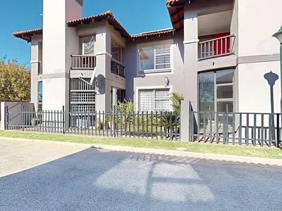 2 Bedroom Townhouse For Sale in Boksburg - Qkq4.webp