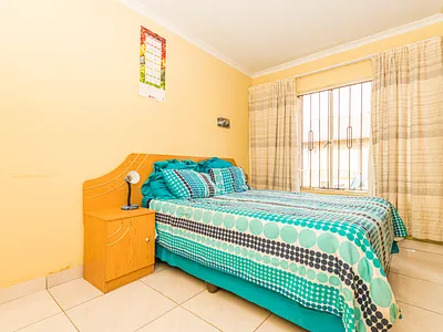 4 Bedroom House For Sale in Krugersdorp - 2lTj.webp