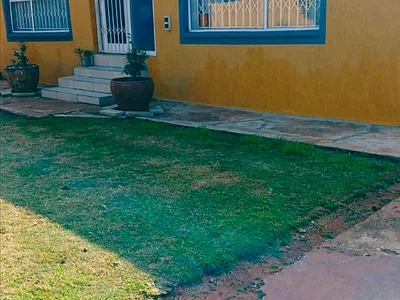 2 Bedroom House For Sale in Springs - p7EO.webp