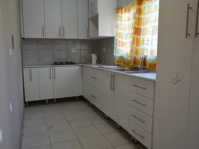 2 Bedroom House To Rent in Krugersdorp - EbcO.webp