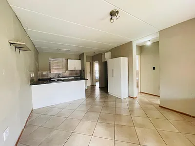 2 Bedroom Townhouse For Sale in Alberton - a1PG.webp