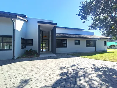 4 Bedroom House For Sale in Richards Bay - PwnR.webp