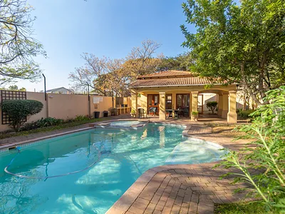 2 Bedroom Townhouse For Sale in Sandton - Ltnj.webp