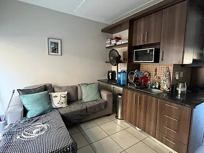 1 Bedroom Apartment For Sale in Potchefstroom - vXal.webp