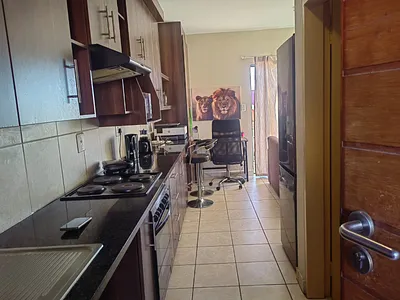 1 Bedroom Apartment For Sale in Potchefstroom - CIsB.webp