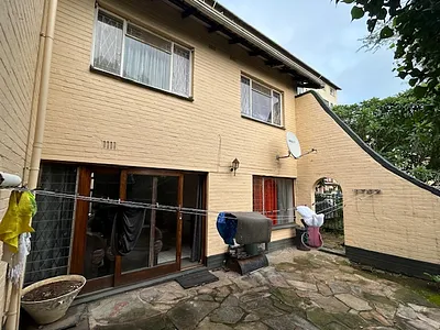 3 Bedroom Apartment For Sale in Pietermaritzburg - oB5W.webp
