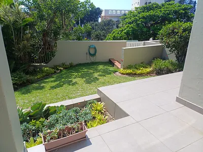 2 Bedroom Apartment For Sale in Umhlanga - 6Its.webp