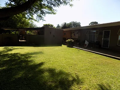 4 Bedroom House For Sale in Ventersdorp - Yzgj.webp
